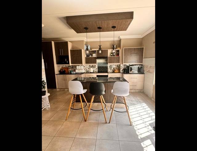 3 BEDROOM HOUSE FOR SALE IN TERENURE